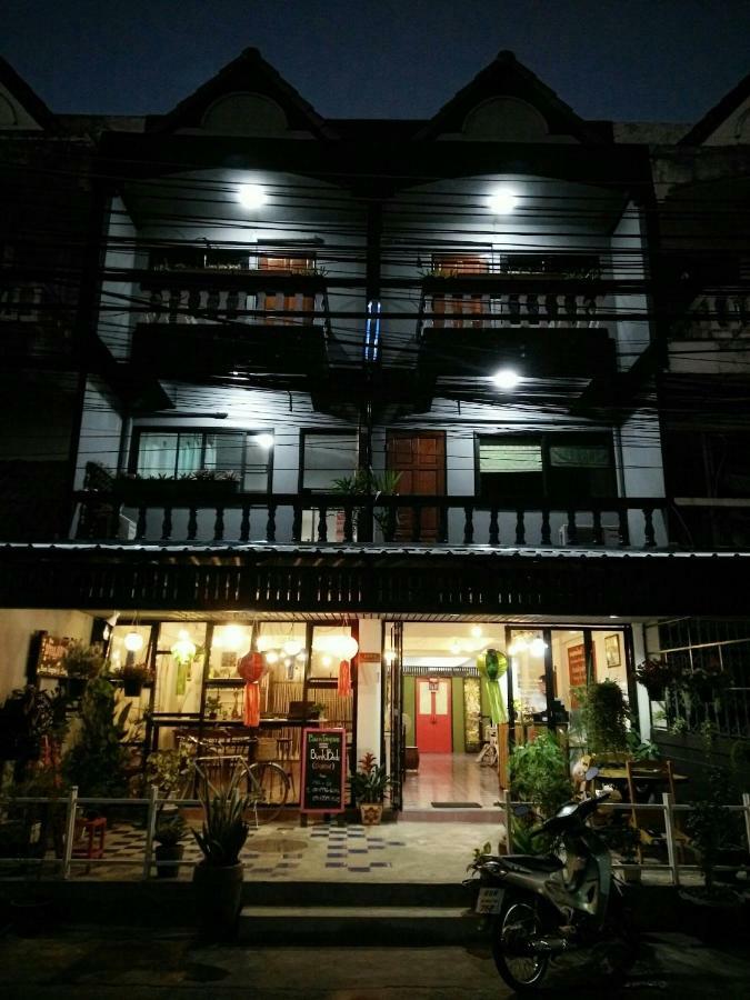 Auberge de jeunesse Tangmo House à Chiang Mai Extérieur photo